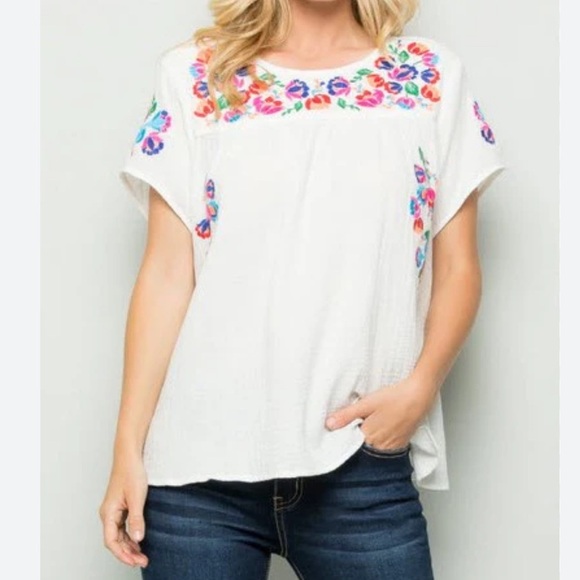 See And Be Seen On the Border Embroidered Top Size Medium - Picture 2 of 13